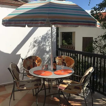 Limnaria Westpark Orange Apartment *