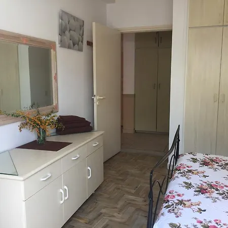 Limnaria Westpark Orange Apartment
